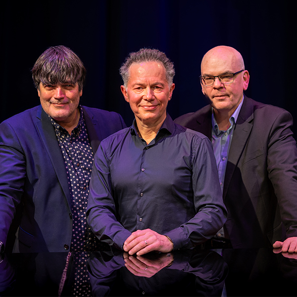 Dominic Alldis Cabaret Trio Dominic Alldis Cabaret Trio